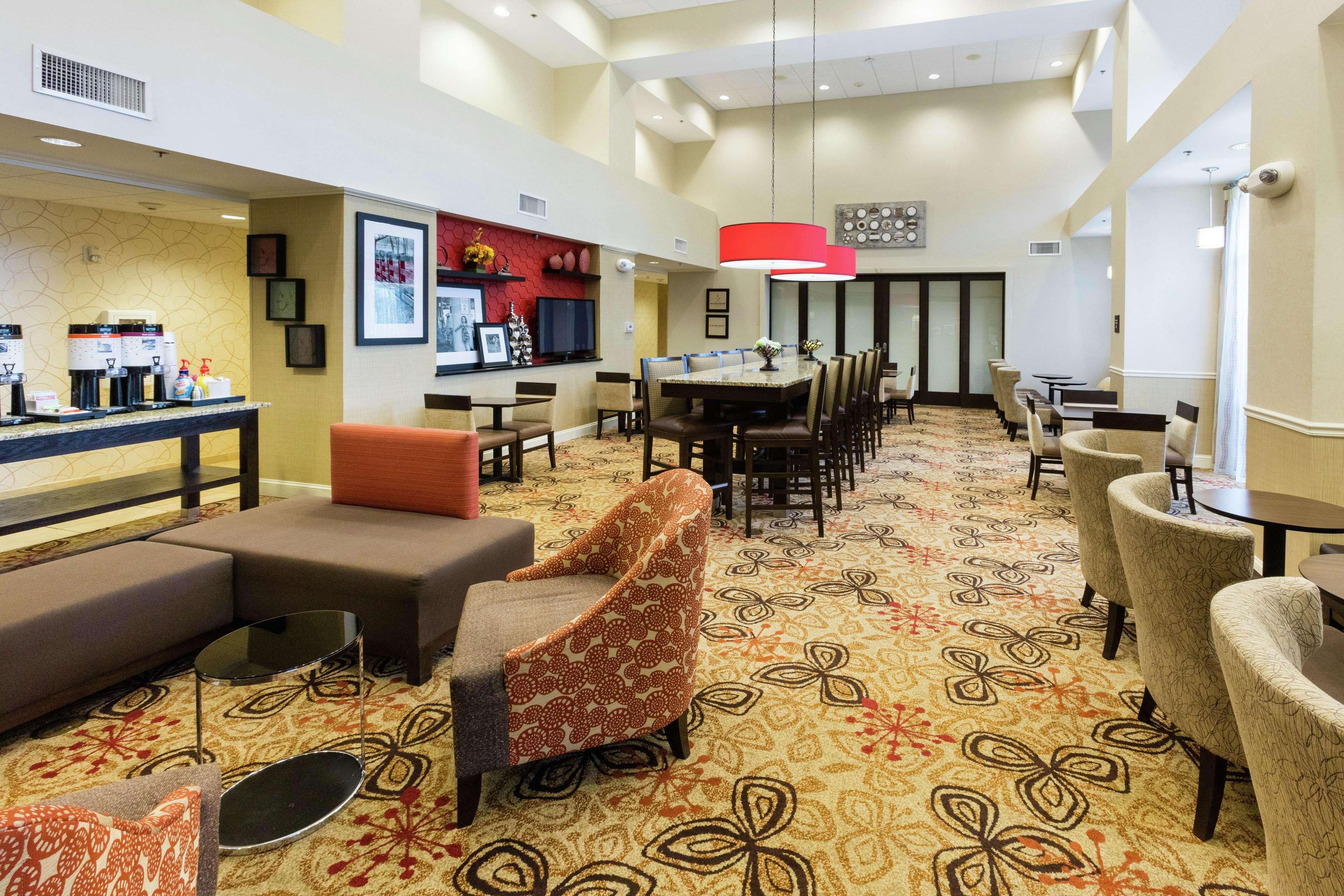 Hampton Inn & Suites Jacksonville-Airport Екстериор снимка