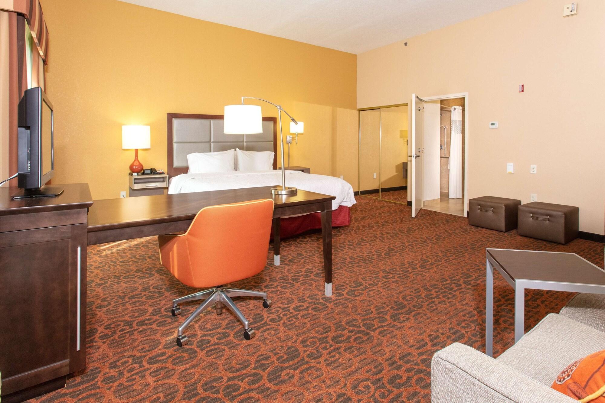 Hampton Inn & Suites Jacksonville-Airport Екстериор снимка